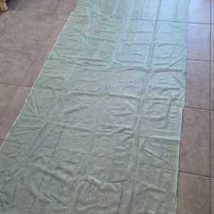Organza bleu turquoise, coupon de 100cm x 230cm